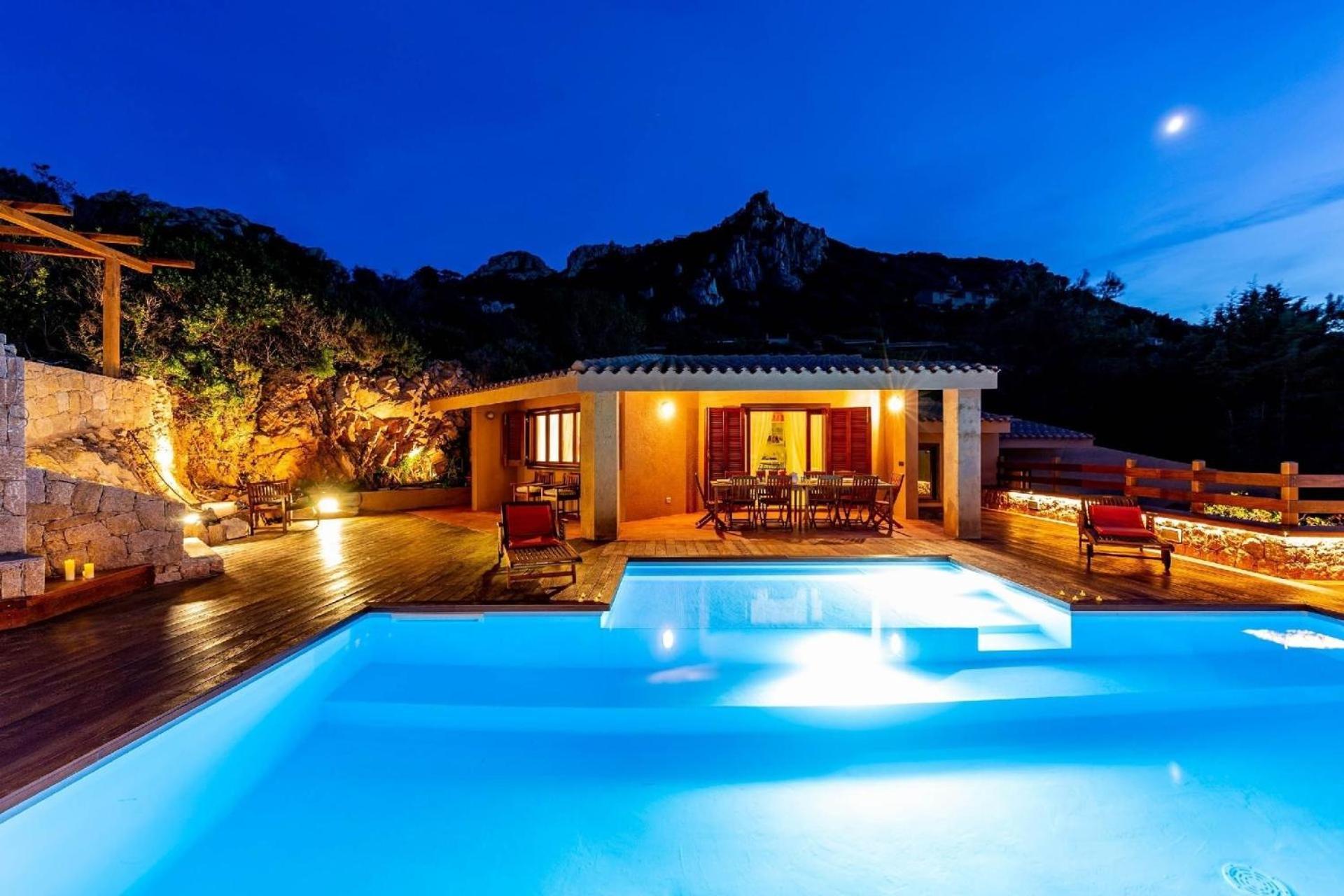 Ferienhaus Fuer 2 Personen Und 4 Kinder In Costa Paradiso, Sardinien Gallura Villa Exterior photo